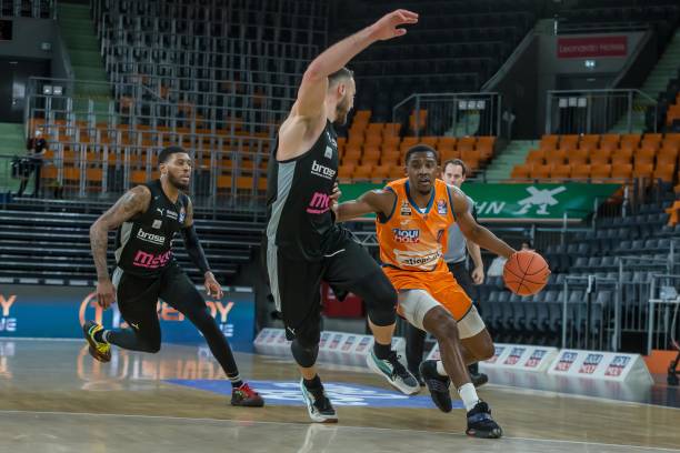 防守压力时 防守压力时