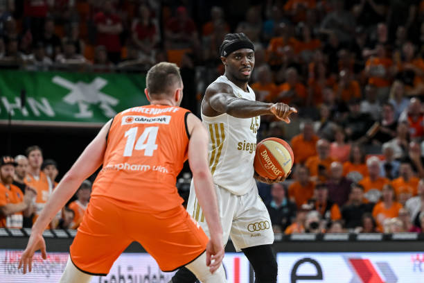 个连停带拨 个连停带拨